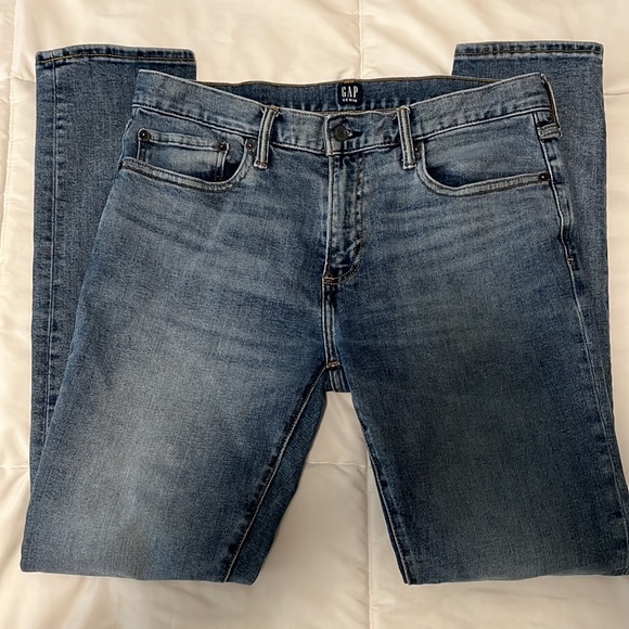 GAP Men’s Jeans 31 - Picture 2 of 3